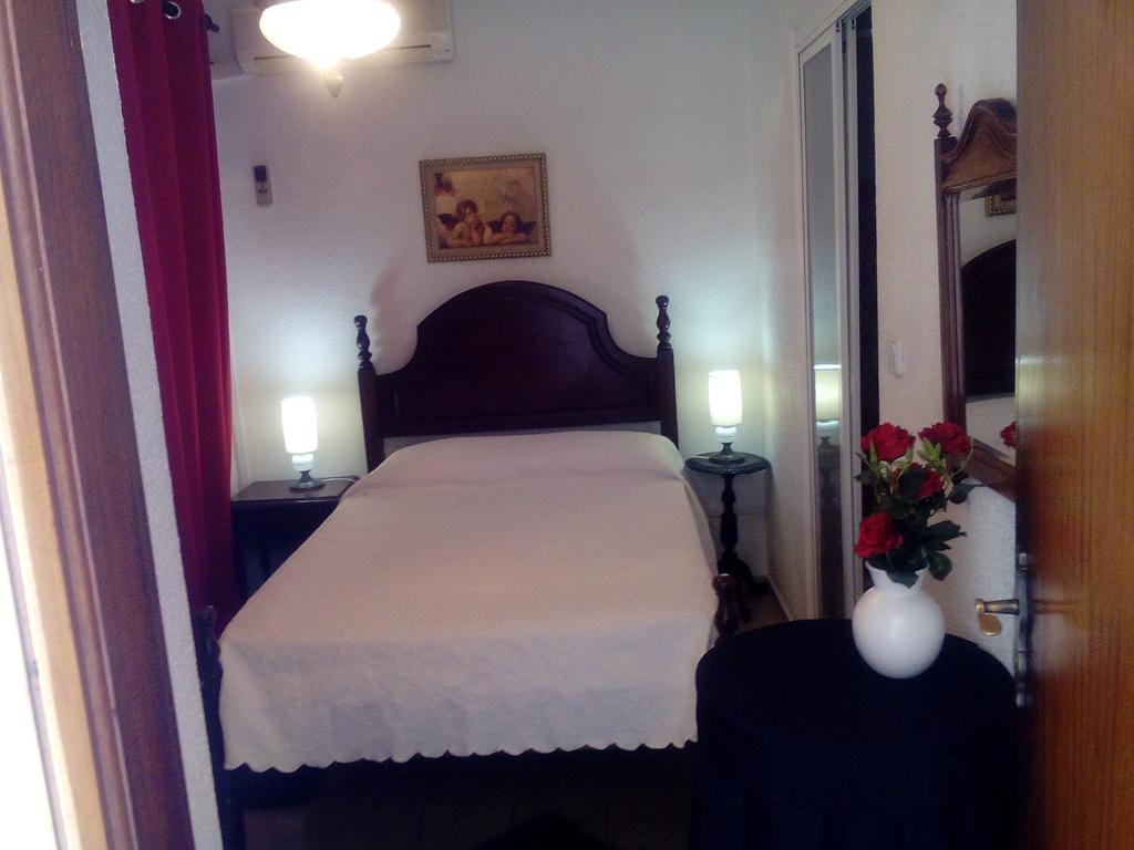 ホテル Residencia Matos Pereira ヴィラ・レアル・デ・サント・アントニオ エクステリア 写真