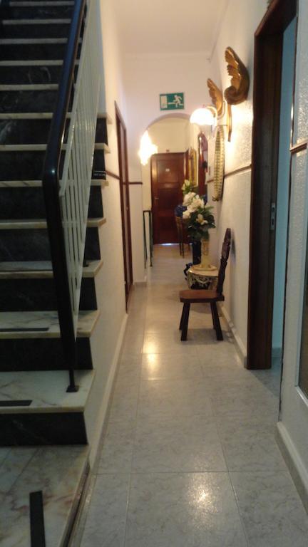 ホテル Residencia Matos Pereira ヴィラ・レアル・デ・サント・アントニオ エクステリア 写真